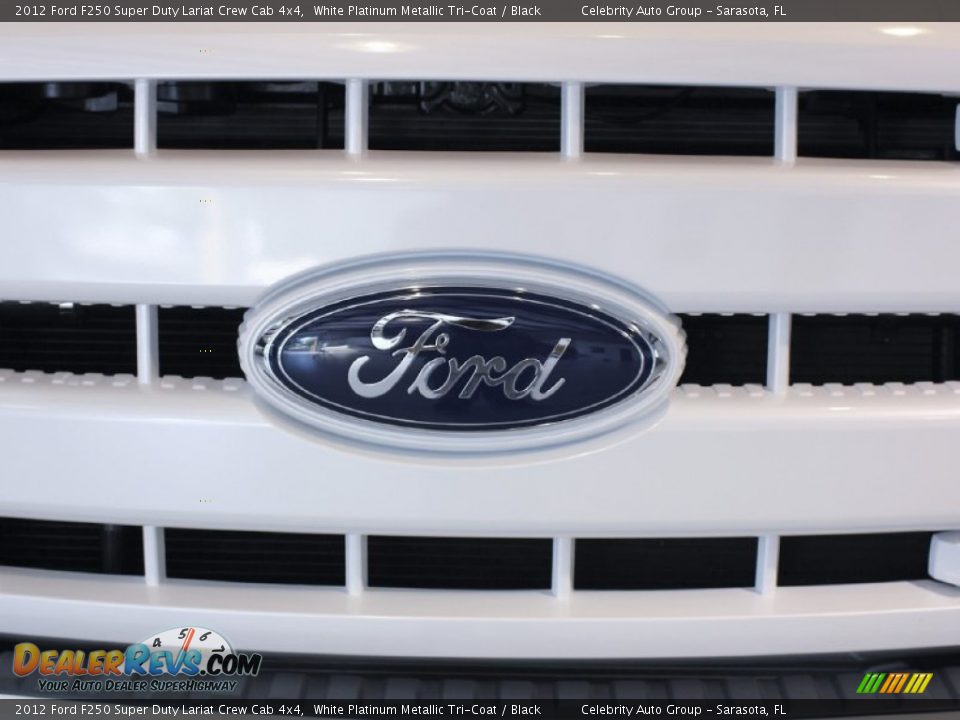 2012 Ford F250 Super Duty Lariat Crew Cab 4x4 White Platinum Metallic Tri-Coat / Black Photo #9