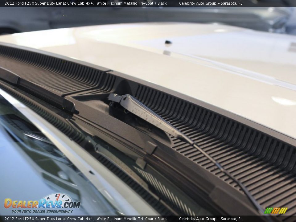 2012 Ford F250 Super Duty Lariat Crew Cab 4x4 White Platinum Metallic Tri-Coat / Black Photo #21