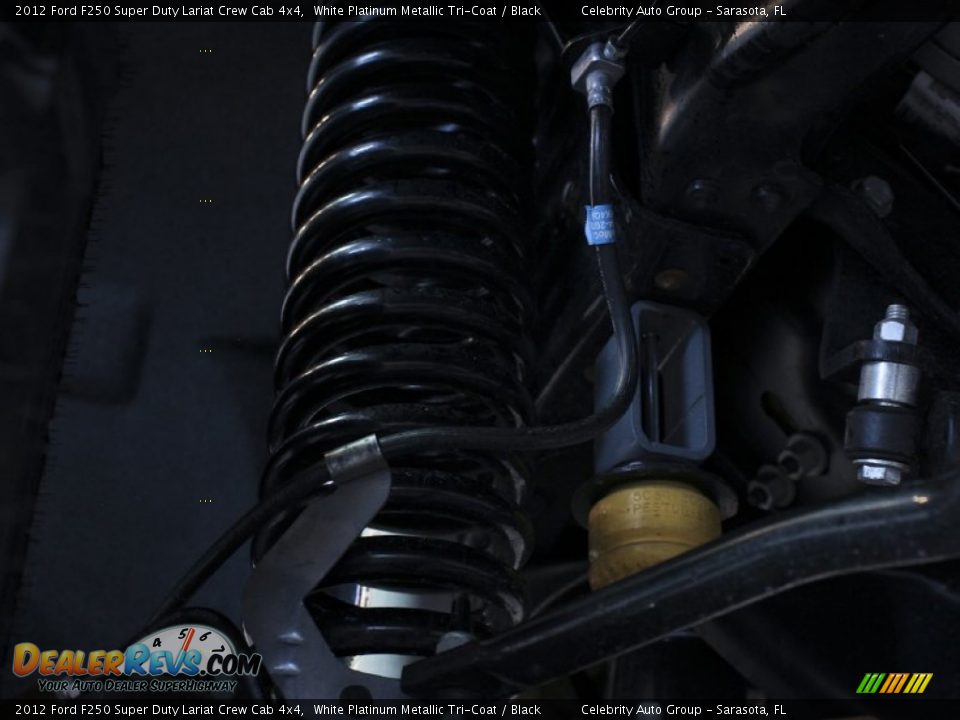 2012 Ford F250 Super Duty Lariat Crew Cab 4x4 White Platinum Metallic Tri-Coat / Black Photo #31