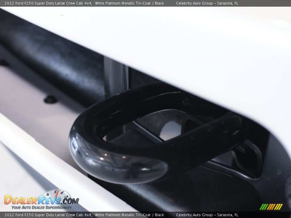 2012 Ford F250 Super Duty Lariat Crew Cab 4x4 White Platinum Metallic Tri-Coat / Black Photo #34