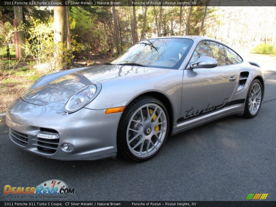 Front 3/4 View of 2011 Porsche 911 Turbo S Coupe Photo #1