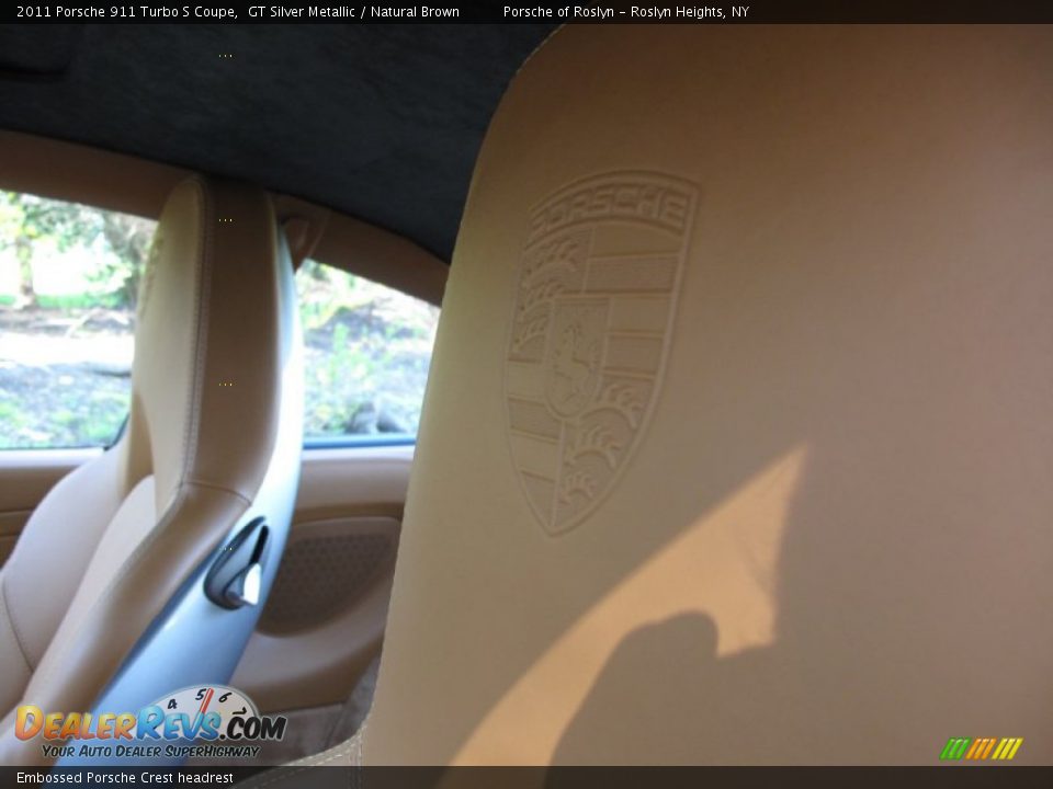 Embossed Porsche Crest headrest - 2011 Porsche 911