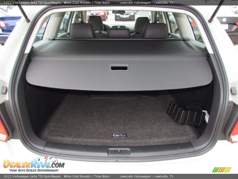 2011 Volkswagen Jetta TDI SportWagen White Gold Metallic / Titan Black Photo #21