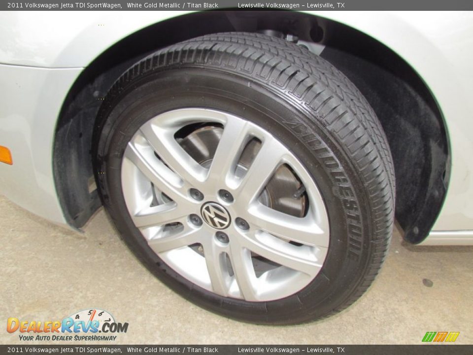 2011 Volkswagen Jetta TDI SportWagen White Gold Metallic / Titan Black Photo #22