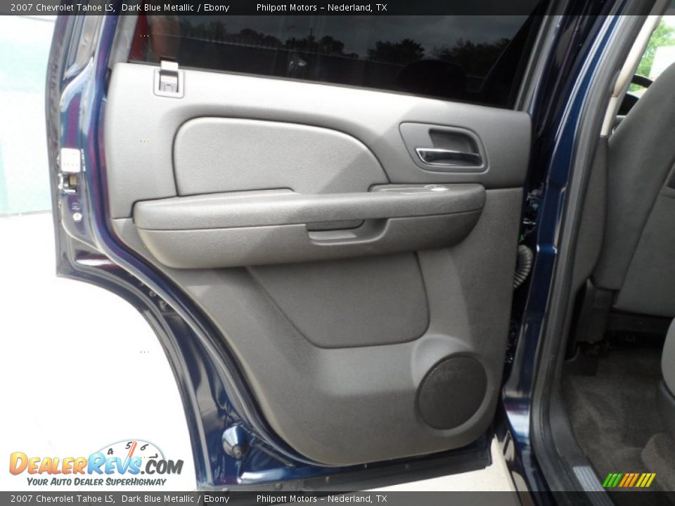 2007 Chevrolet Tahoe LS Dark Blue Metallic / Ebony Photo #32