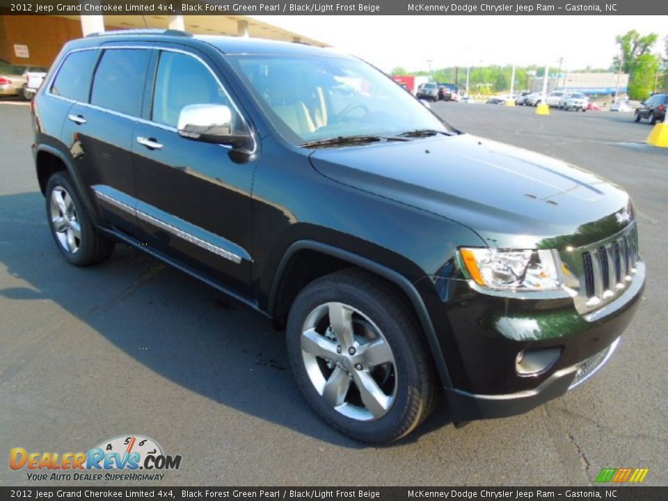 2012 Jeep grand cherokee limited black forest green #4