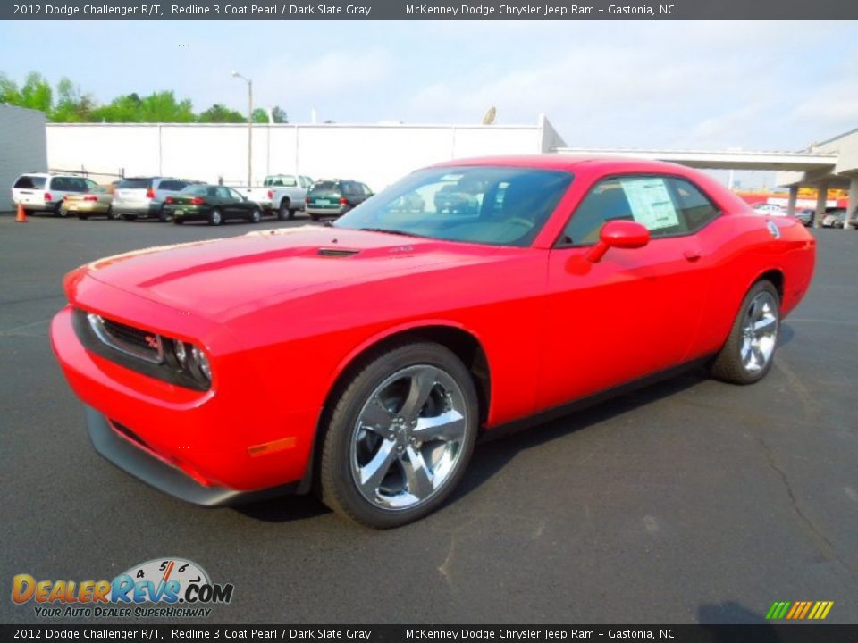 Front 3/4 View of 2012 Dodge Challenger R/T Photo #1