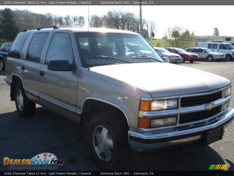 1999 Chevrolet Tahoe LS 4x4 Light Pewter Metallic / Neutral Photo #1