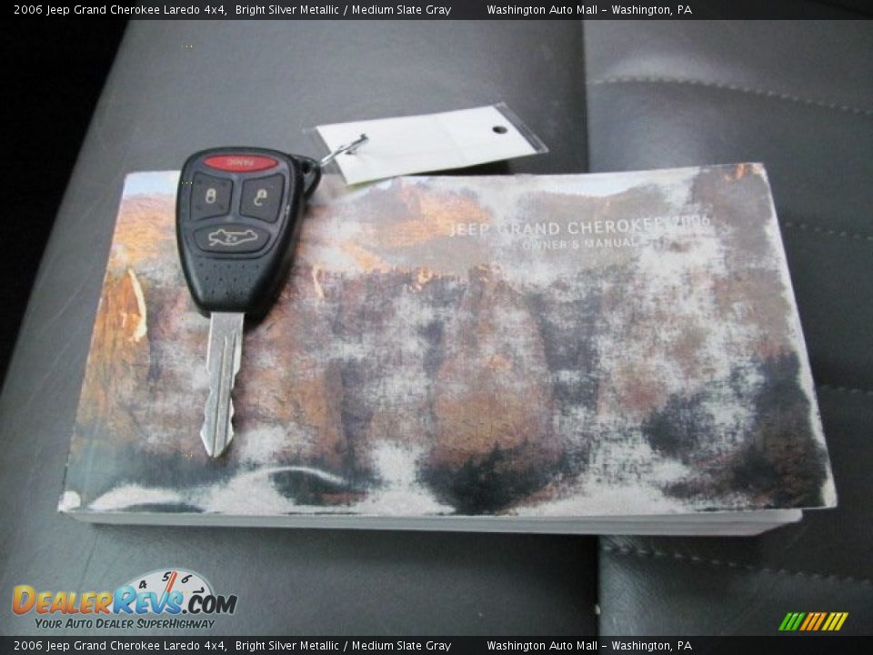 2006 Jeep Grand Cherokee Laredo 4x4 Bright Silver Metallic / Medium Slate Gray Photo #18