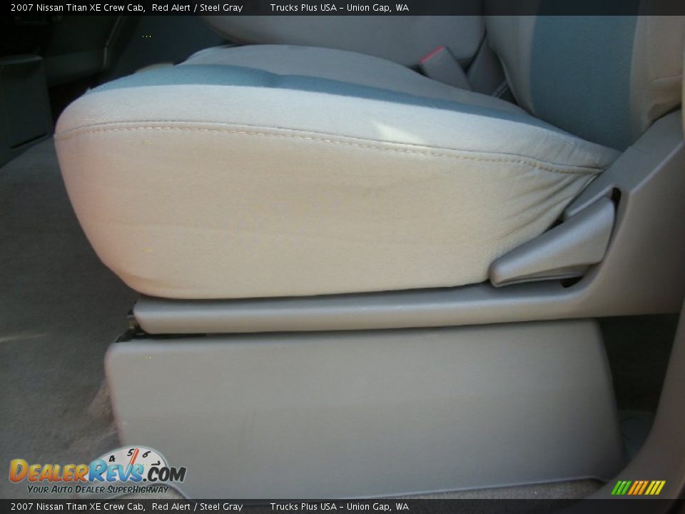 2007 Nissan Titan XE Crew Cab Red Alert / Steel Gray Photo #12