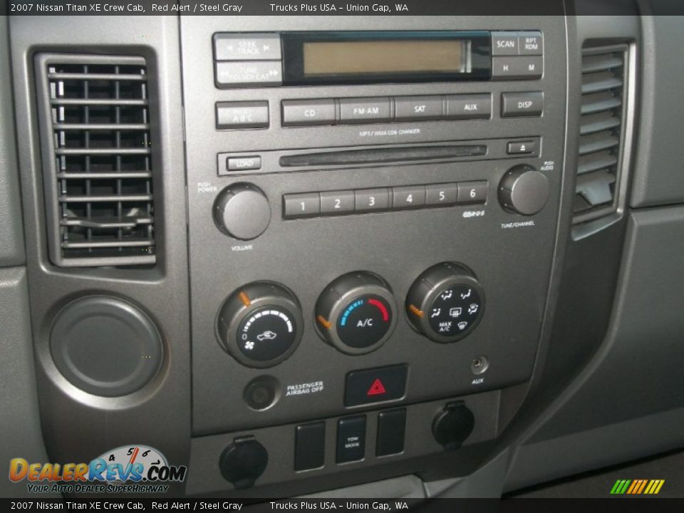 2007 Nissan Titan XE Crew Cab Red Alert / Steel Gray Photo #15