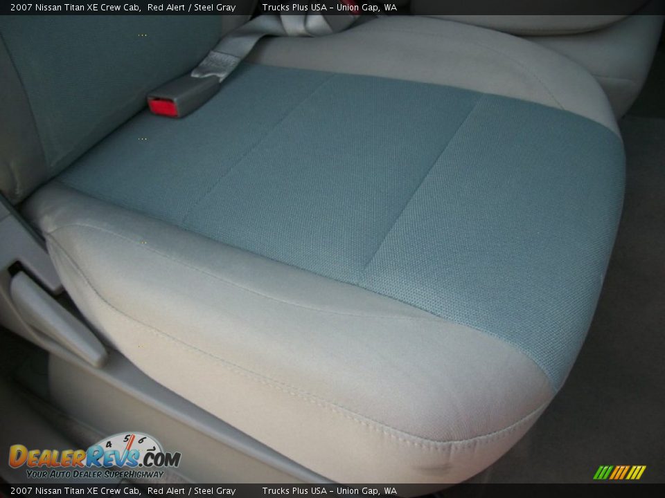 2007 Nissan Titan XE Crew Cab Red Alert / Steel Gray Photo #23
