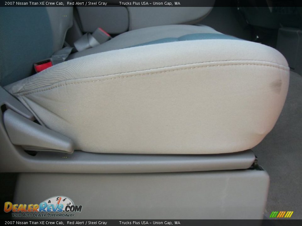 2007 Nissan Titan XE Crew Cab Red Alert / Steel Gray Photo #25