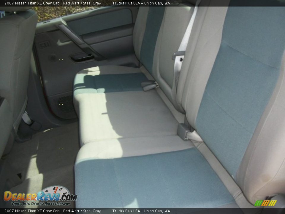 2007 Nissan Titan XE Crew Cab Red Alert / Steel Gray Photo #29