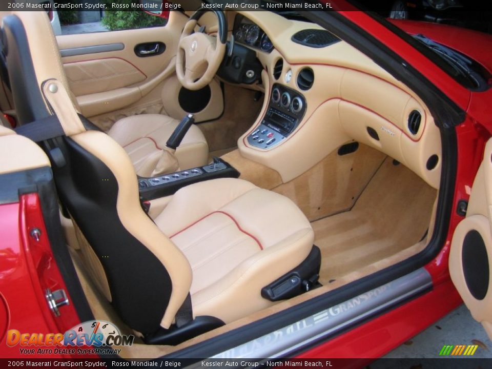 Beige Interior - 2006 Maserati GranSport Spyder Photo #17