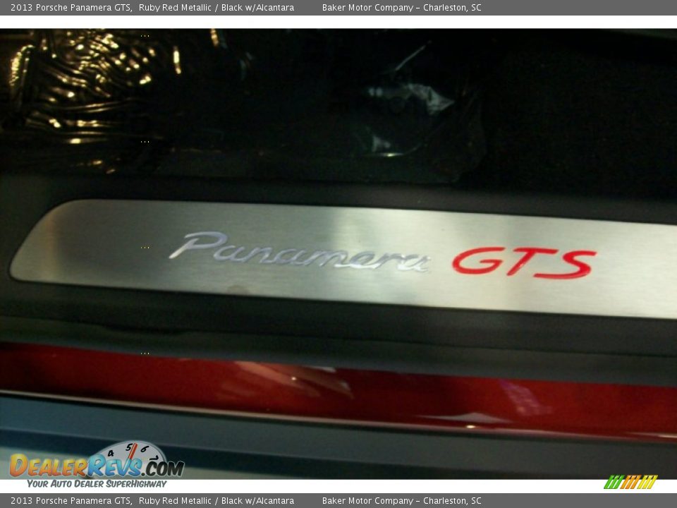2013 Porsche Panamera GTS Ruby Red Metallic / Black w/Alcantara Photo #16