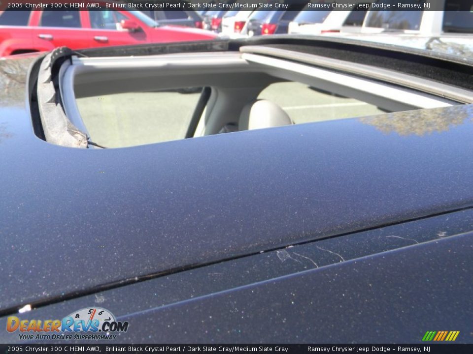 2005 Chrysler 300 C HEMI AWD Brilliant Black Crystal Pearl / Dark Slate Gray/Medium Slate Gray Photo #2