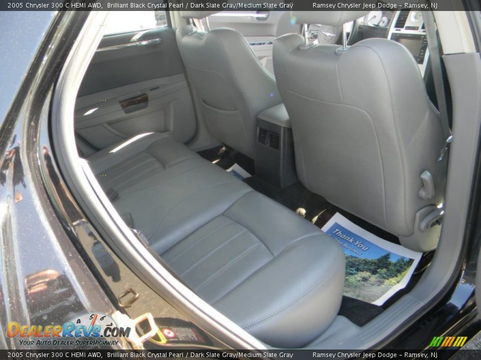 2005 Chrysler 300 C HEMI AWD Brilliant Black Crystal Pearl / Dark Slate Gray/Medium Slate Gray Photo #17