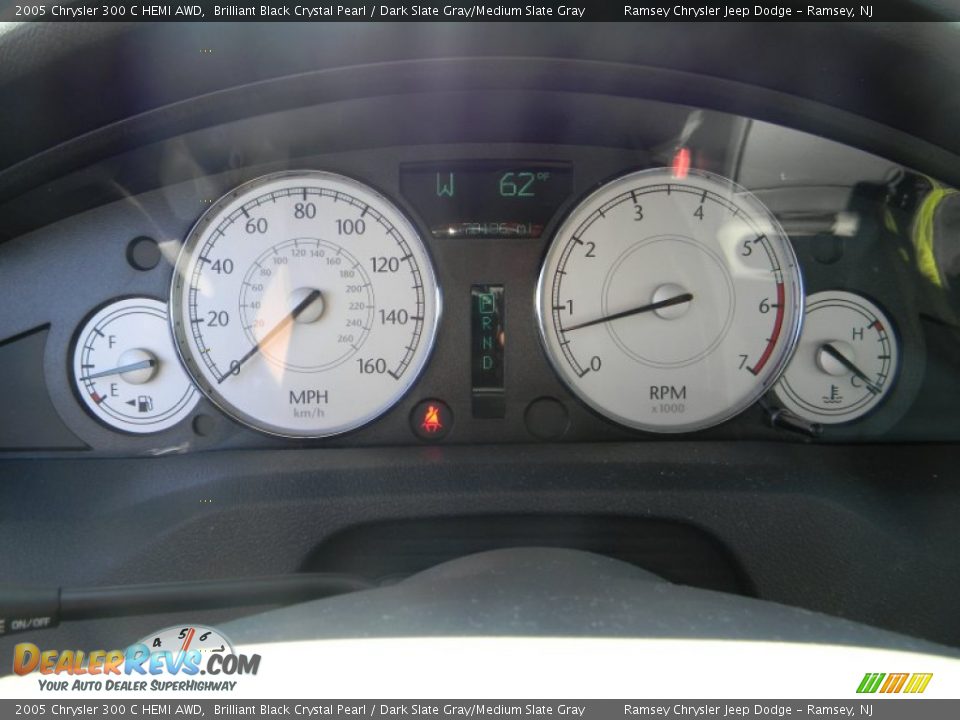 2005 Chrysler 300 C HEMI AWD Brilliant Black Crystal Pearl / Dark Slate Gray/Medium Slate Gray Photo #18