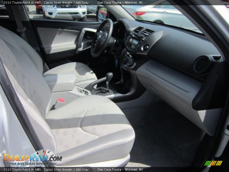 2010 Toyota RAV4 I4 4WD Classic Silver Metallic / Ash Gray Photo #8