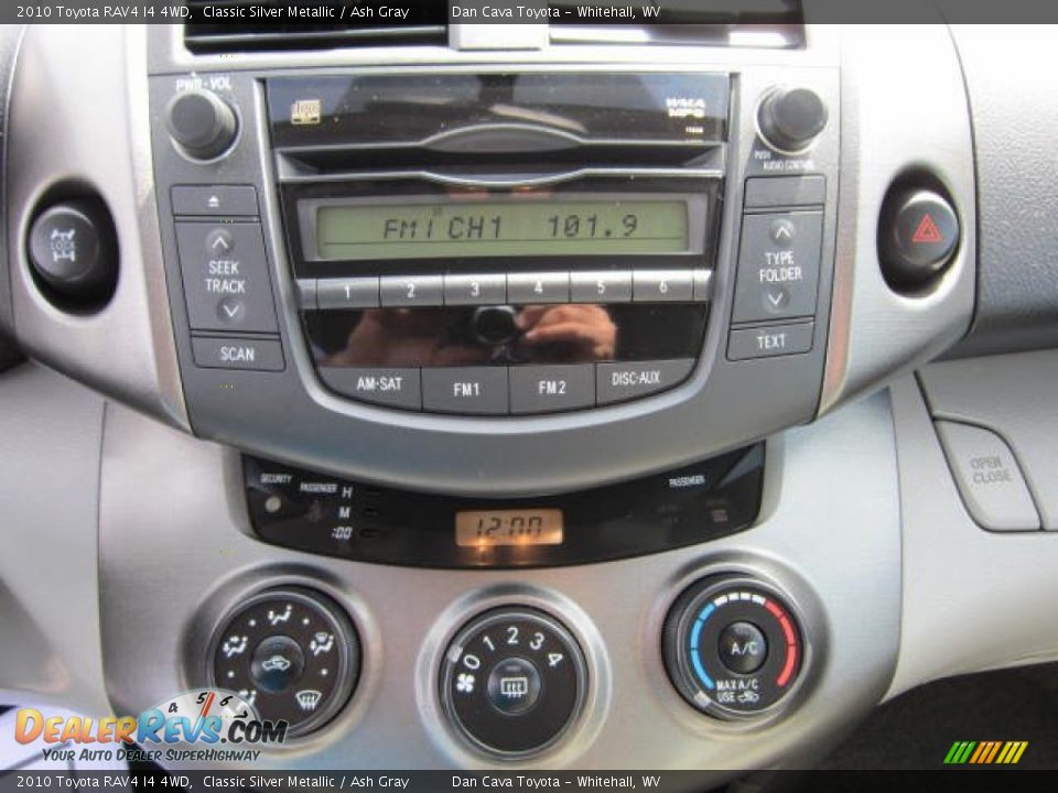 2010 Toyota RAV4 I4 4WD Classic Silver Metallic / Ash Gray Photo #14