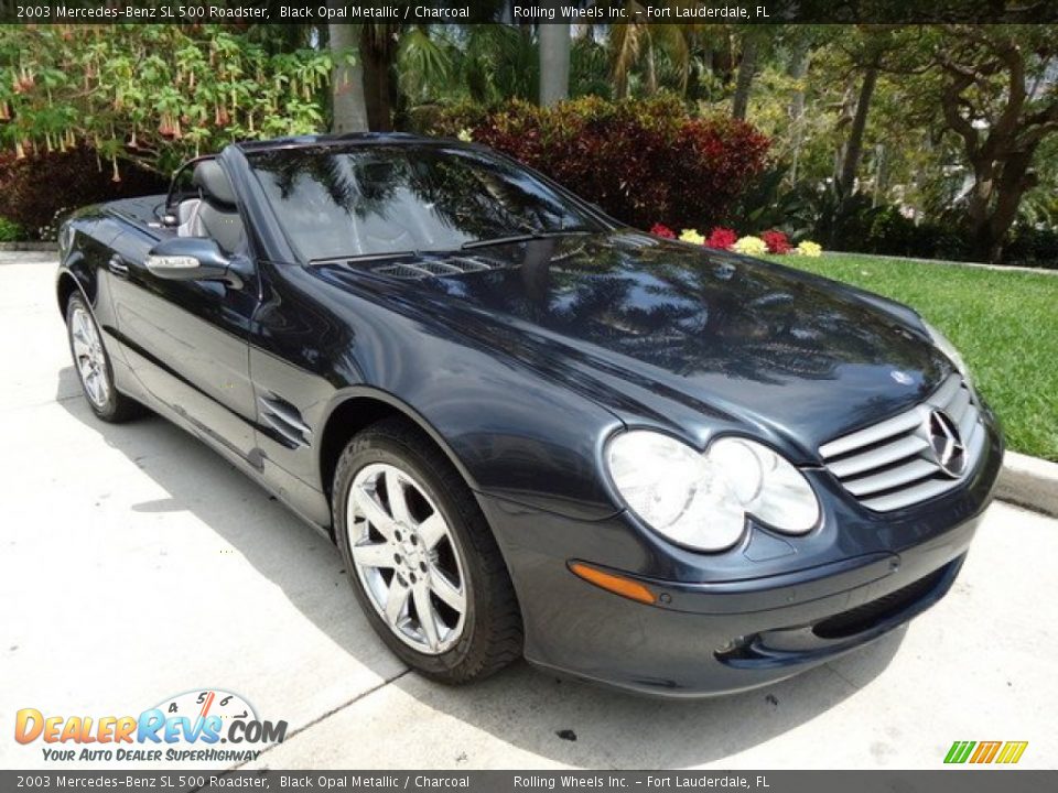 Front 3/4 View of 2003 Mercedes-Benz SL 500 Roadster Photo #3