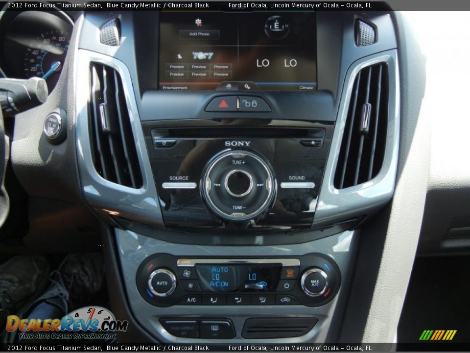 Controls of 2012 Ford Focus Titanium Sedan Photo #9