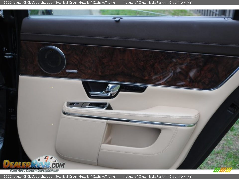 2011 Jaguar XJ XJL Supercharged Botanical Green Metallic / Cashew/Truffle Photo #12