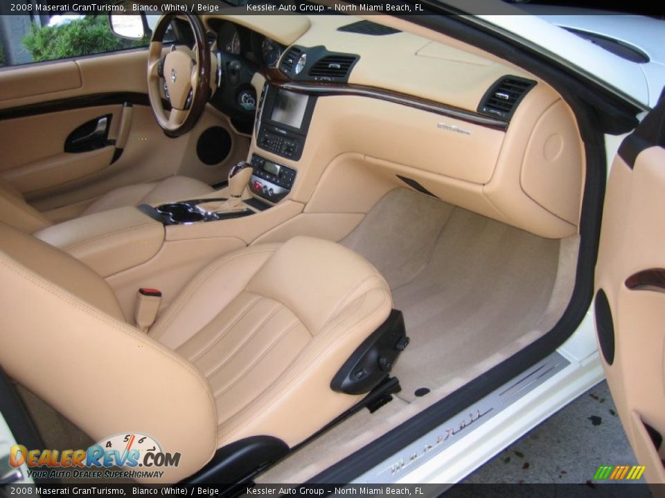 Beige Interior - 2008 Maserati GranTurismo  Photo #18