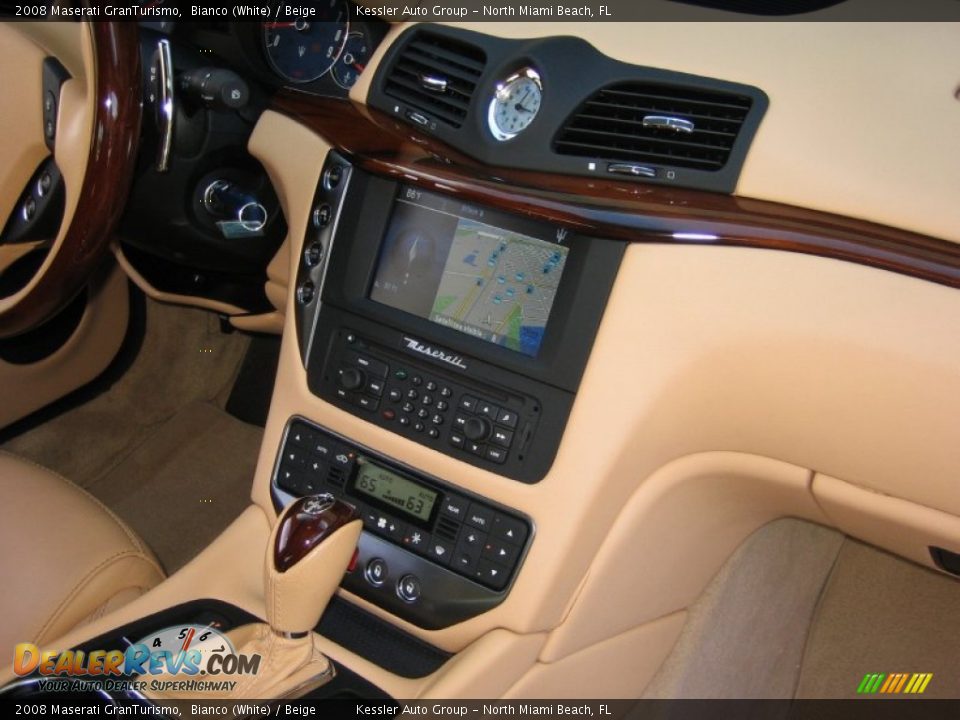 Controls of 2008 Maserati GranTurismo  Photo #27