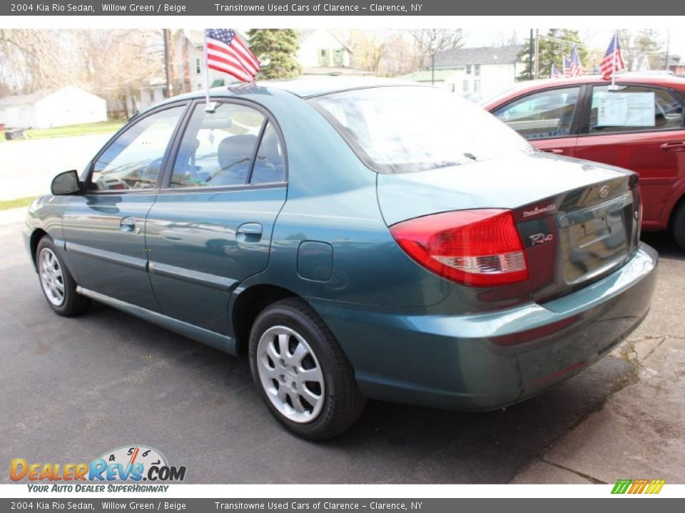 2004 Kia Rio Sedan Willow Green / Beige Photo #11