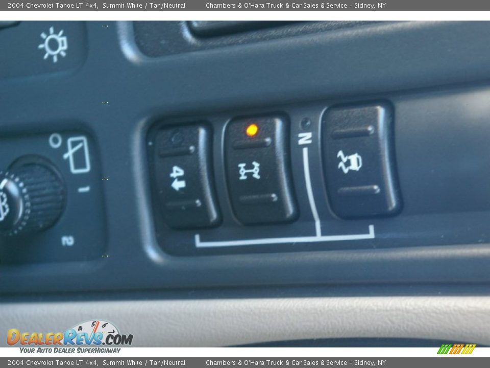 2004 Chevrolet Tahoe LT 4x4 Summit White / Tan/Neutral Photo #14