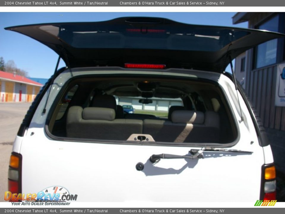 2004 Chevrolet Tahoe LT 4x4 Summit White / Tan/Neutral Photo #20