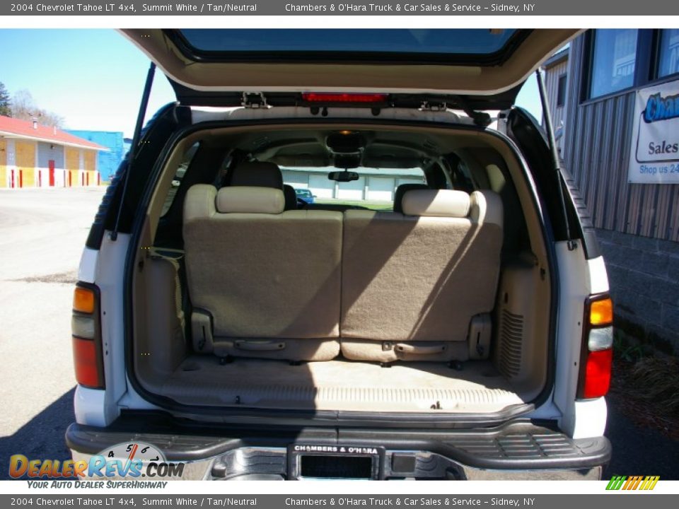 2004 Chevrolet Tahoe LT 4x4 Summit White / Tan/Neutral Photo #21