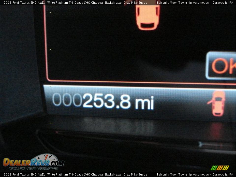 2013 Ford Taurus SHO AWD White Platinum Tri-Coat / SHO Charcoal Black/Mayan Gray Miko Suede Photo #17