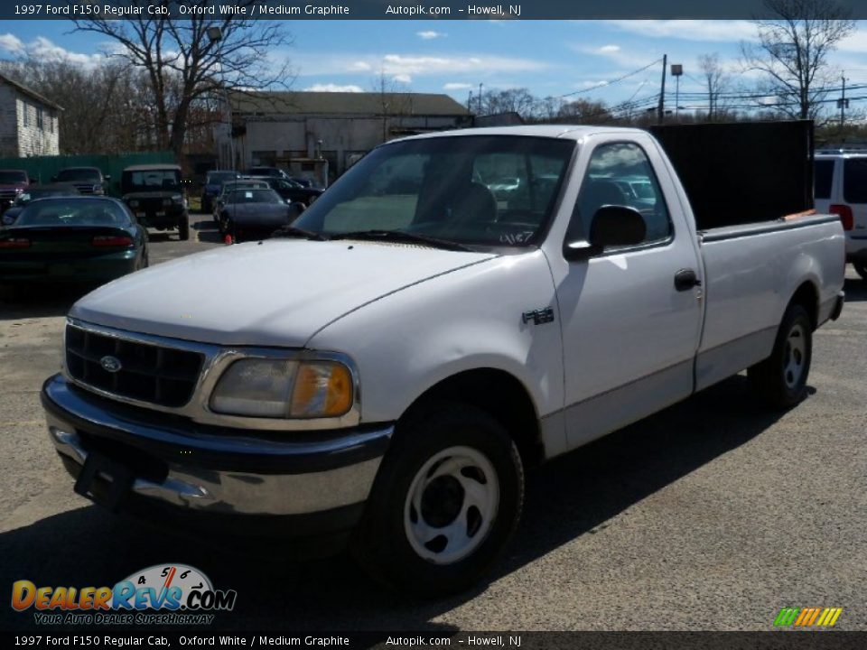 1997 Ford F150 Regular Cab Oxford White / Medium Graphite Photo #2
