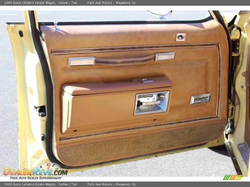 1980 Buick LeSabre Estate Wagon Yellow / Tan Photo #9