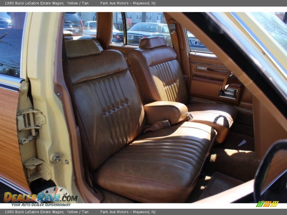 1980 Buick LeSabre Estate Wagon Yellow / Tan Photo #30