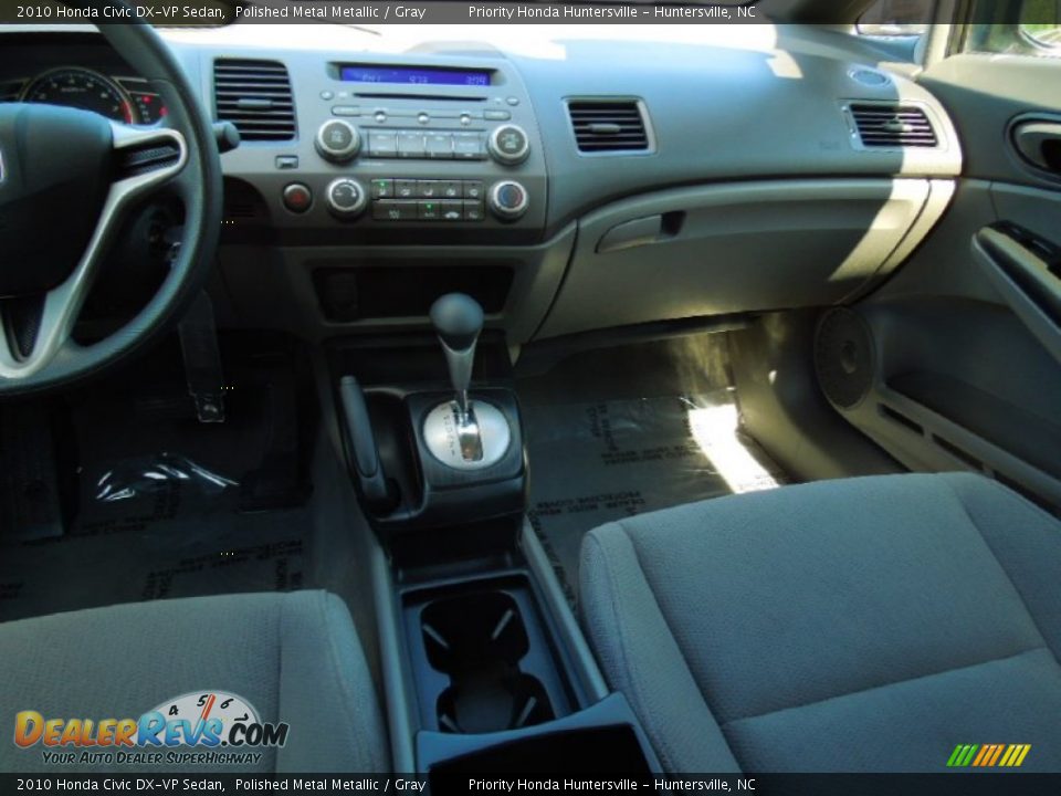 2010 Honda Civic DX-VP Sedan Polished Metal Metallic / Gray Photo #17