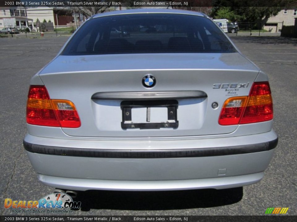 2003 BMW 3 Series 325xi Sedan Titanium Silver Metallic / Black Photo #6
