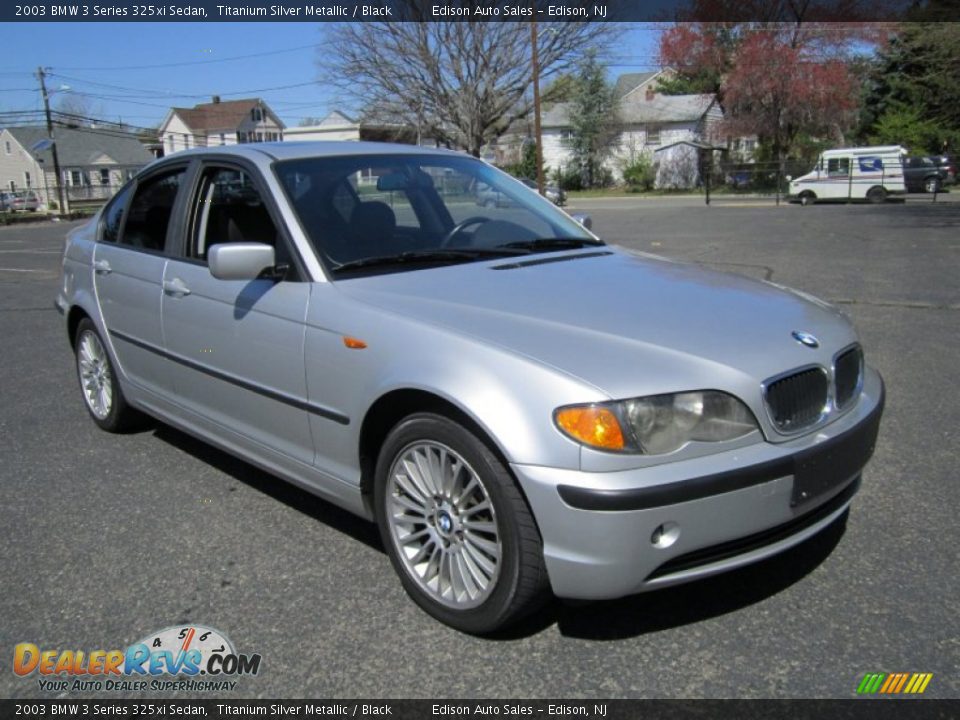 2003 BMW 3 Series 325xi Sedan Titanium Silver Metallic / Black Photo #11