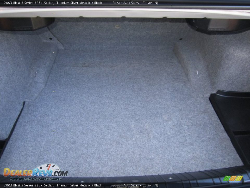 2003 BMW 3 Series 325xi Sedan Titanium Silver Metallic / Black Photo #25