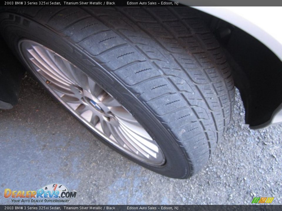 2003 BMW 3 Series 325xi Sedan Titanium Silver Metallic / Black Photo #31