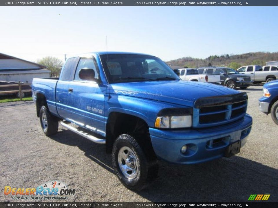 2001 Dodge Ram 1500 SLT Club Cab 4x4 Intense Blue Pearl / Agate Photo #3