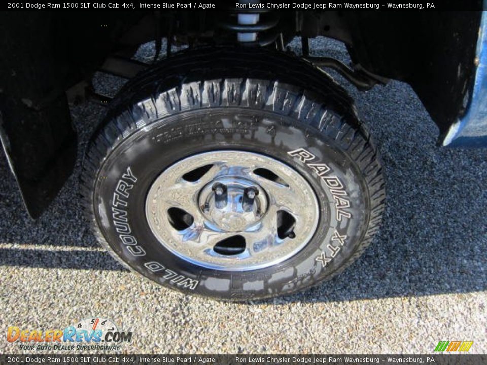 2001 Dodge Ram 1500 SLT Club Cab 4x4 Intense Blue Pearl / Agate Photo #9