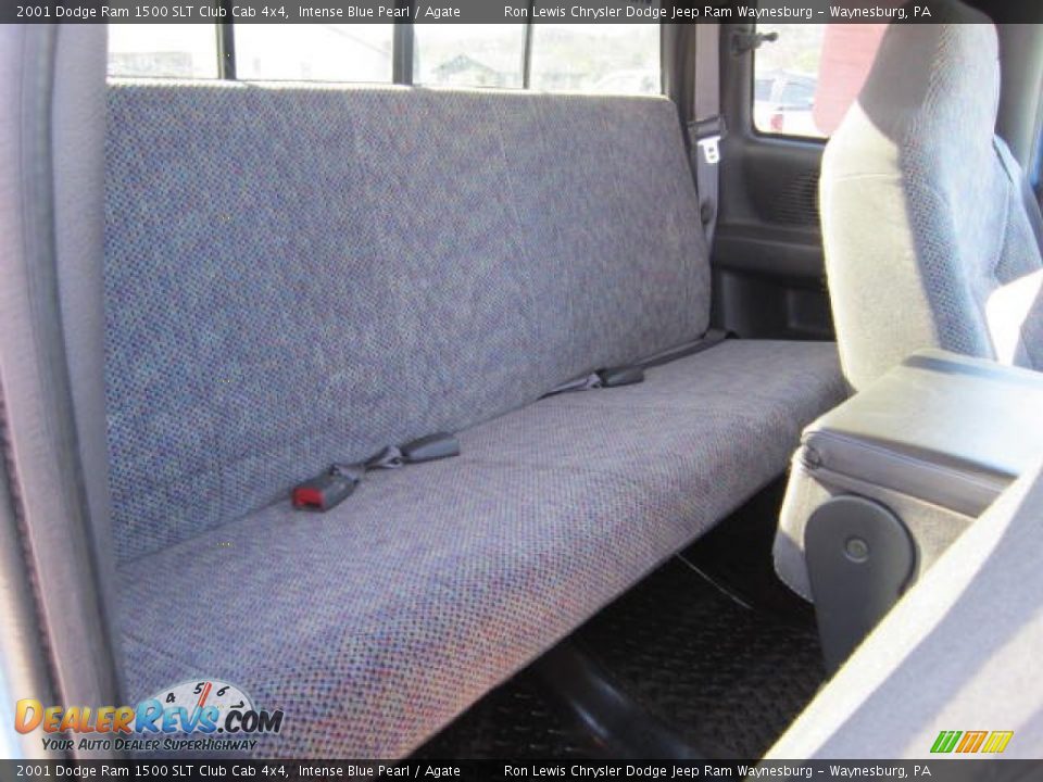 2001 Dodge Ram 1500 SLT Club Cab 4x4 Intense Blue Pearl / Agate Photo #15