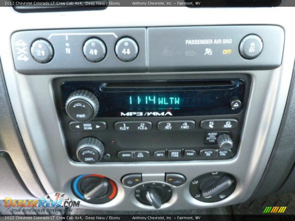 Controls of 2012 Chevrolet Colorado LT Crew Cab 4x4 Photo #19