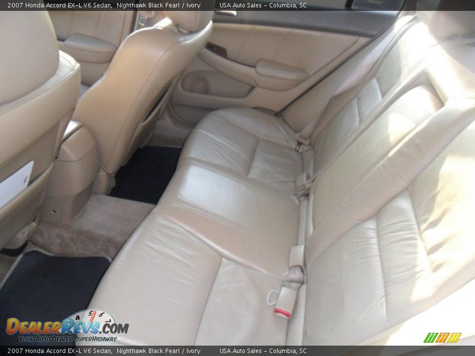 2007 Honda Accord EX-L V6 Sedan Nighthawk Black Pearl / Ivory Photo #16