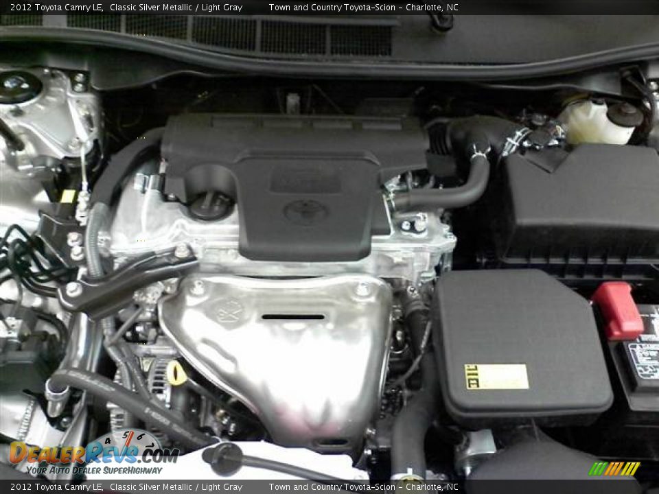 2012 Toyota Camry LE Classic Silver Metallic / Light Gray Photo #10