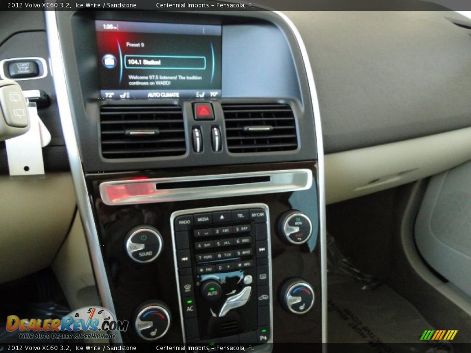 2012 Volvo XC60 3.2 Ice White / Sandstone Photo #15